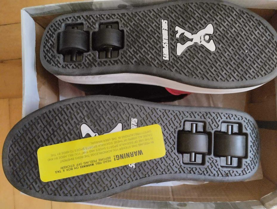 Роликовые кроссовки