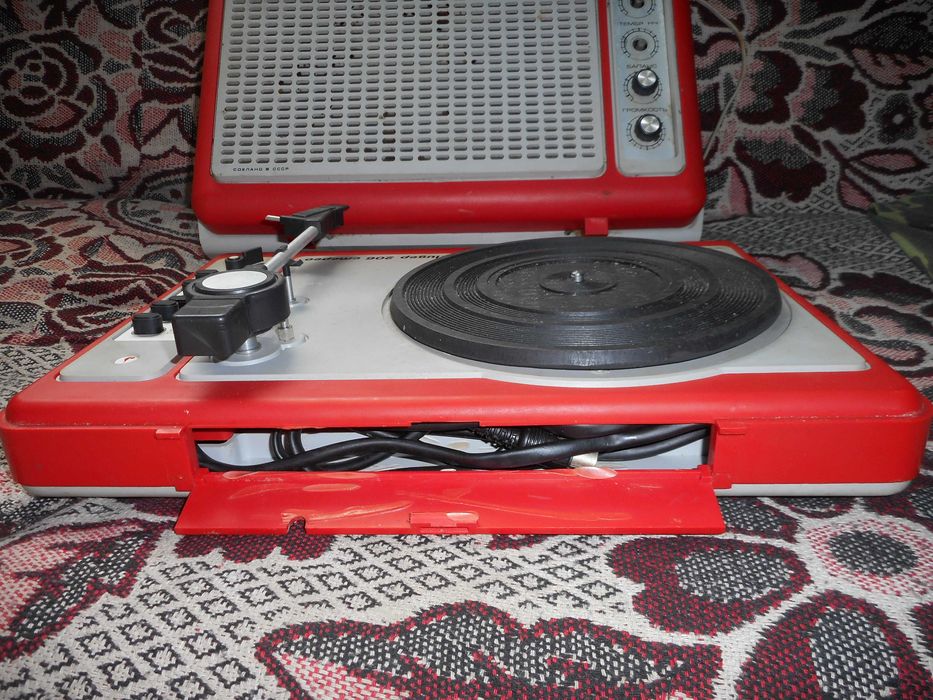 Стереофонический электрофон Лидер-206