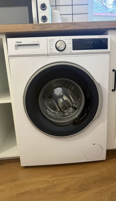 Máquina de Lavar Roupa - Nova