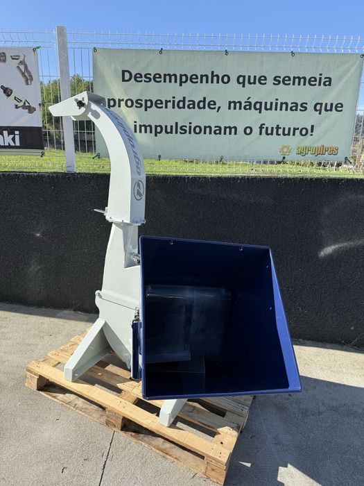 Bio triturador para trator