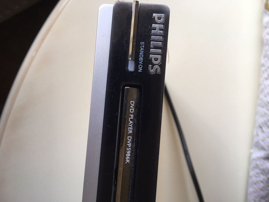 Продам DVD-плеер SUPRA S-DP6