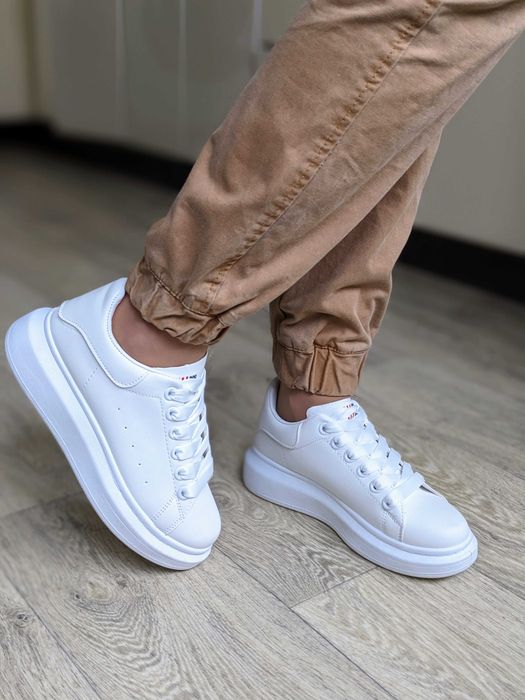 Жіночі кросівки кеди МАКВІН натуральна шкіра.Женские кроссовки маквины