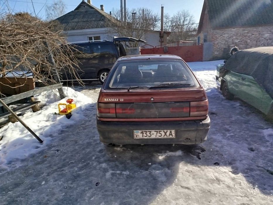 Продам Renault 19
