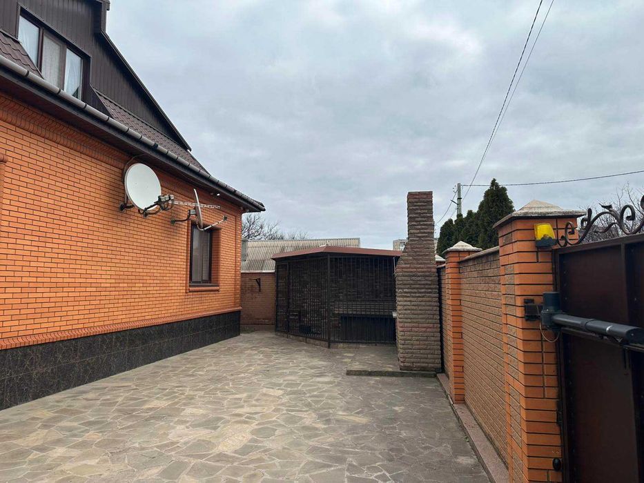 Продаж сучасного  будинку   Саксаганський р-н, вул. Скляра