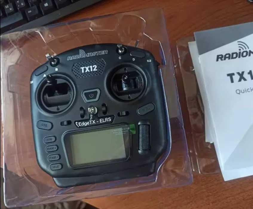 Новий пульт Radiomaster TX-12 ELRS