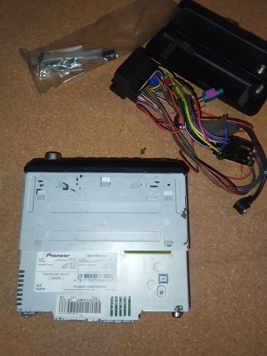 Auto radio CD Pioneer DEH-P63030MP