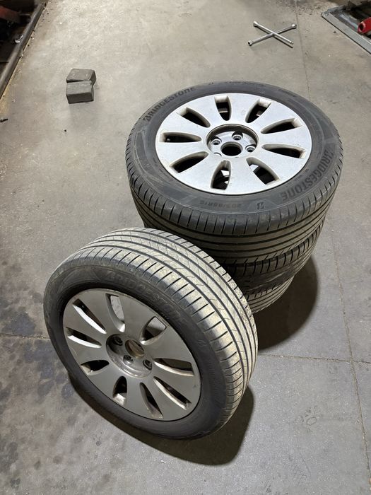 pneus bridgestone semi-novos