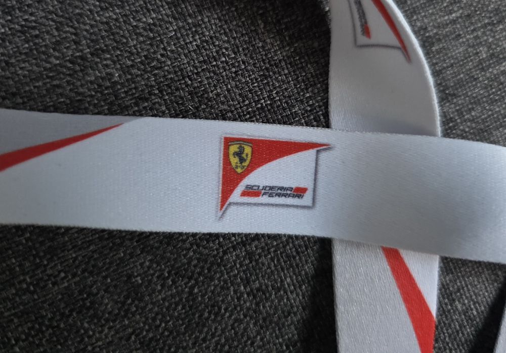 Scuderia Ferrari, smycz F1, Formuła 1, wyścigi, racing, Leclerc