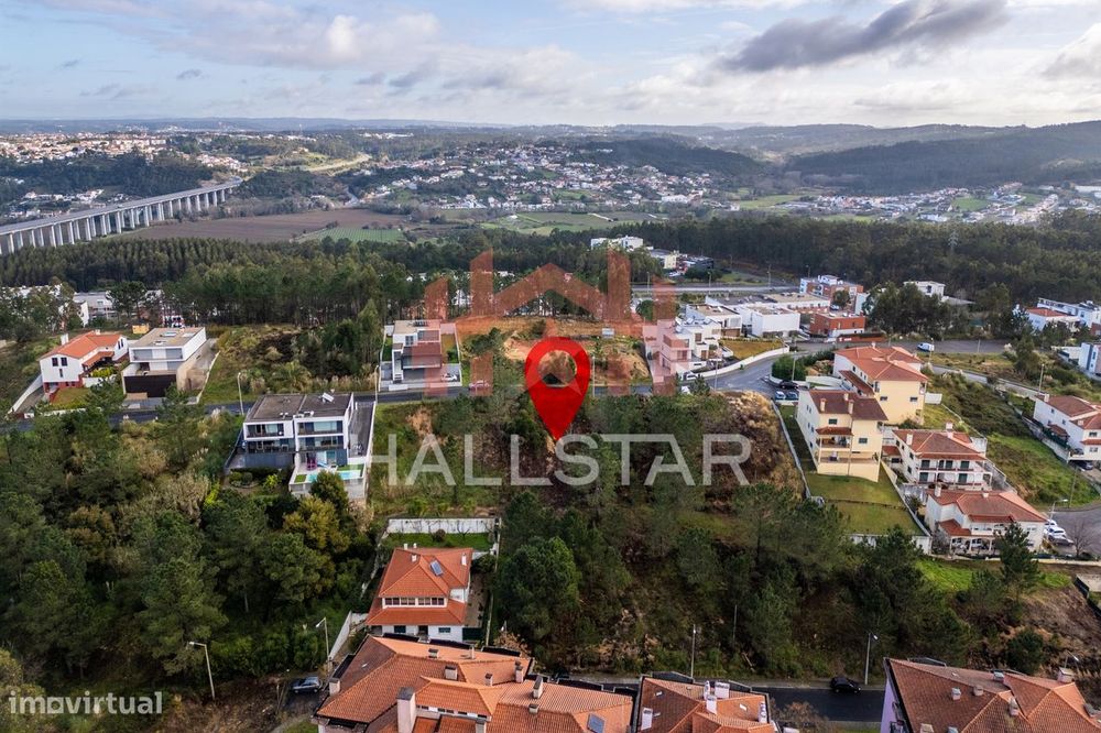 Terreno / Para Construção / Área Total de 574m2 / Aceita Permuta / Tel
