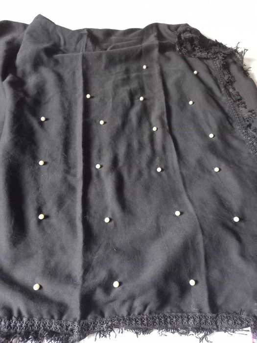 Lenço/écharpe preto, Novo c/etiq (Portes incluídos)