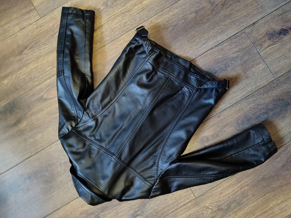 Розвантажую шафу