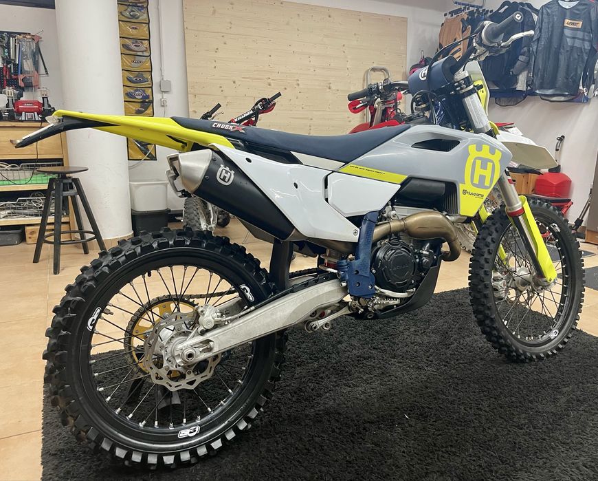Husqvarna FC 250 ano 2024 Venda ou Troca / Retoma. Ler anúncio