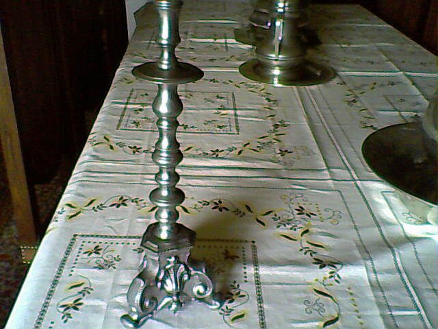2 candelabros únicos em estanho (95%)