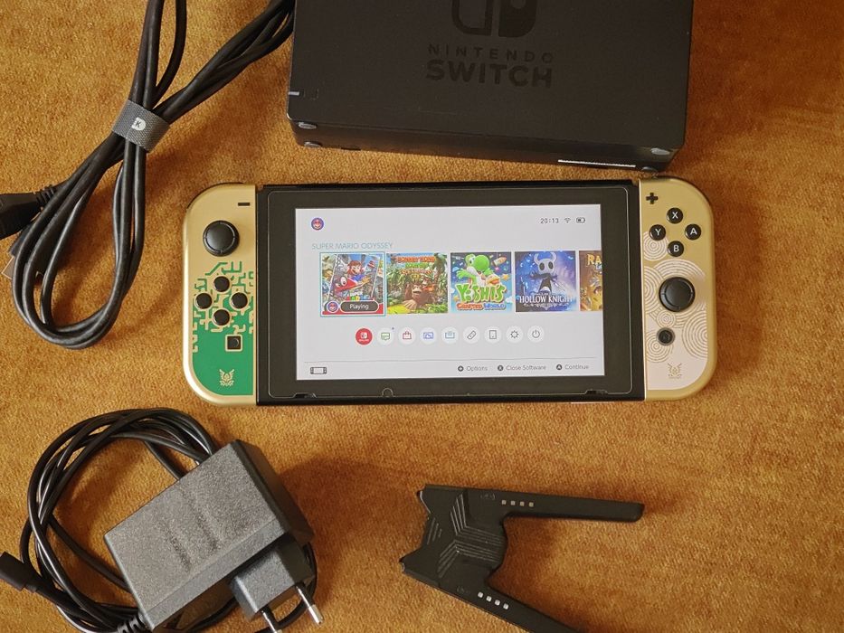 Konsola Nintendo switch Przerobiona Picofly Modchip Atmosphere  + karta 128GB / joy-cony Zelda, dock
