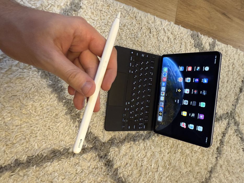 Ipad Pro m2+Magic keyboard+Apple pencil gn2
