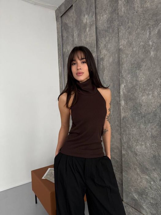 Трендовий ТОП з БОЛЕРО із золотою застібкою