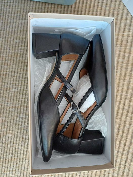 Sapatos de Salto Latouche com Pulseira e Pala (Nº39 EU)