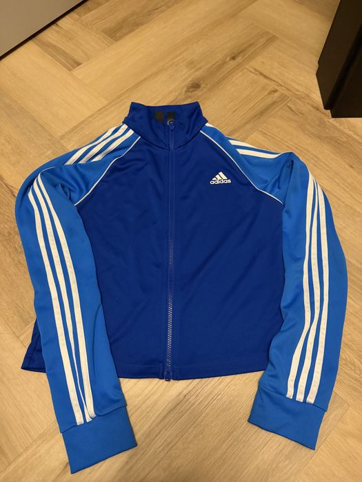 Damski dres adidas z krotką bluzą