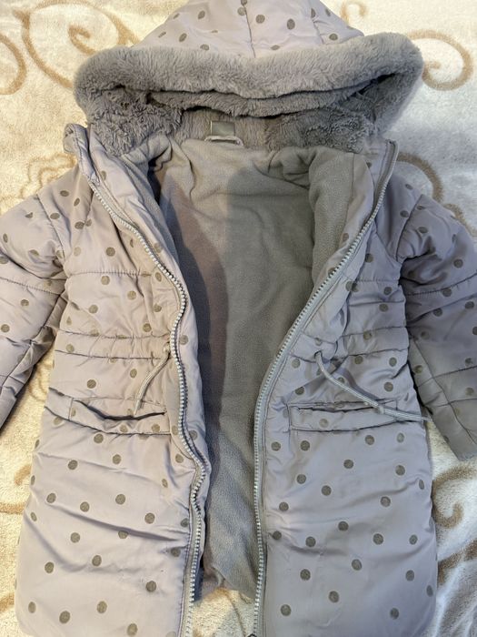 Курточка для дівчинки, розмір 110