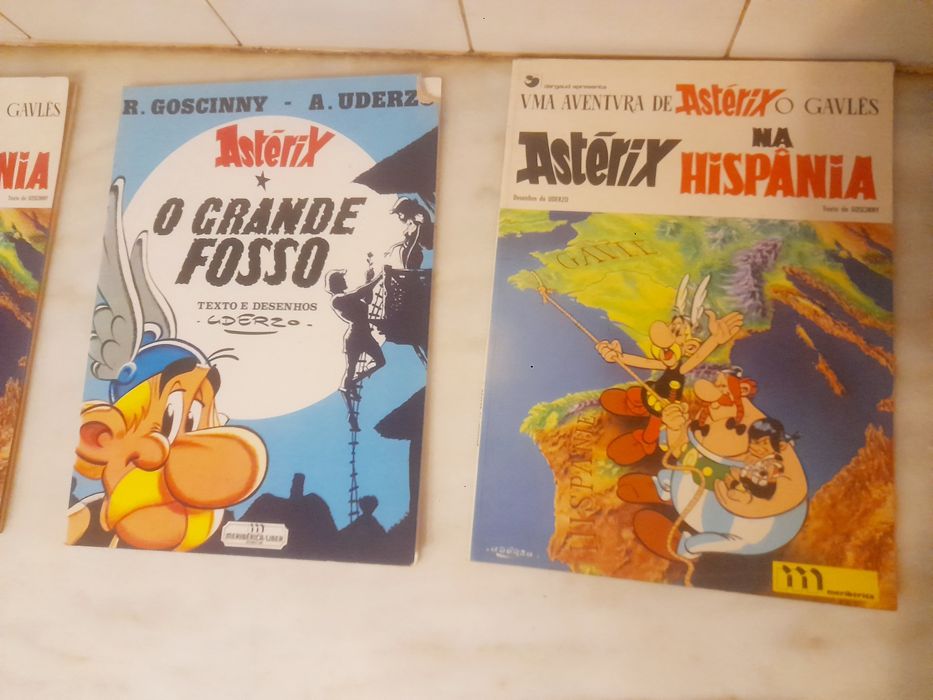 Conjunto de 4 Livros Astérix Diversos