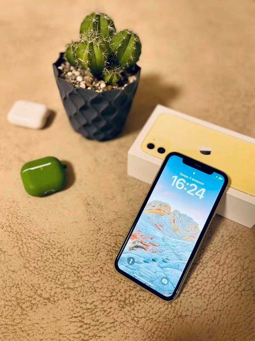 iPhone 11 Yellow 100% батарея