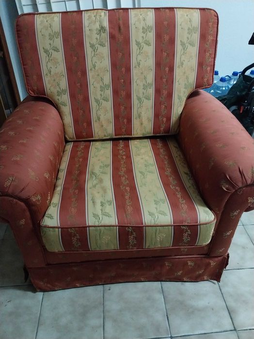 Conjunto de sofás como novos