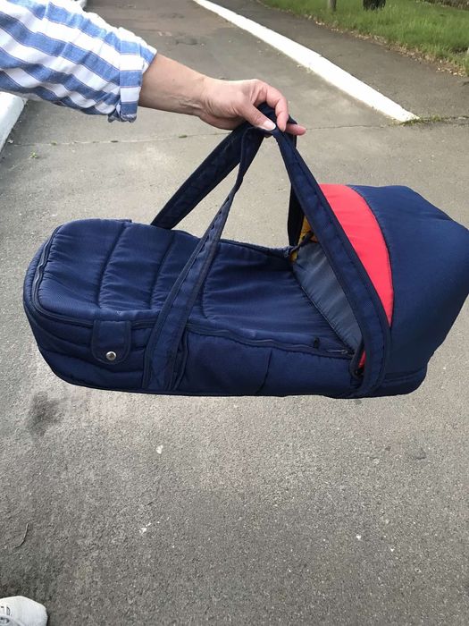 Доставка по Київу.Коляска 2 в 1,Тako а гарному стані.