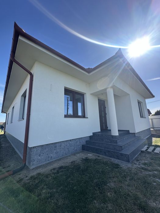 Продаж будинку с.Холмок 7 хв.на авто до м.Ужгорода
