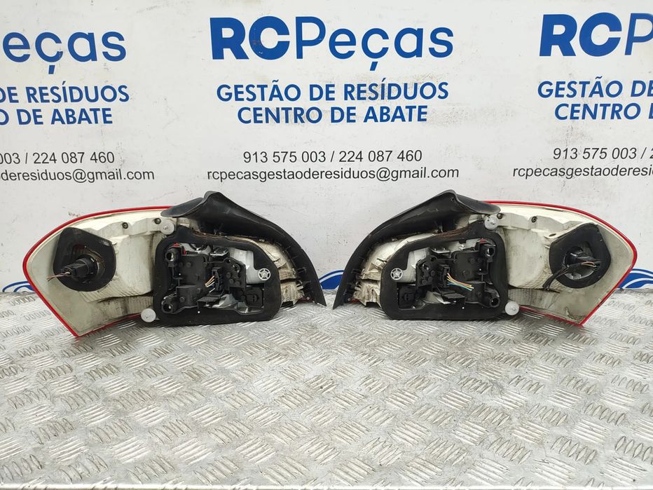 Farolins traseiros trás direito esquerdo LED originais BMW Serie 1