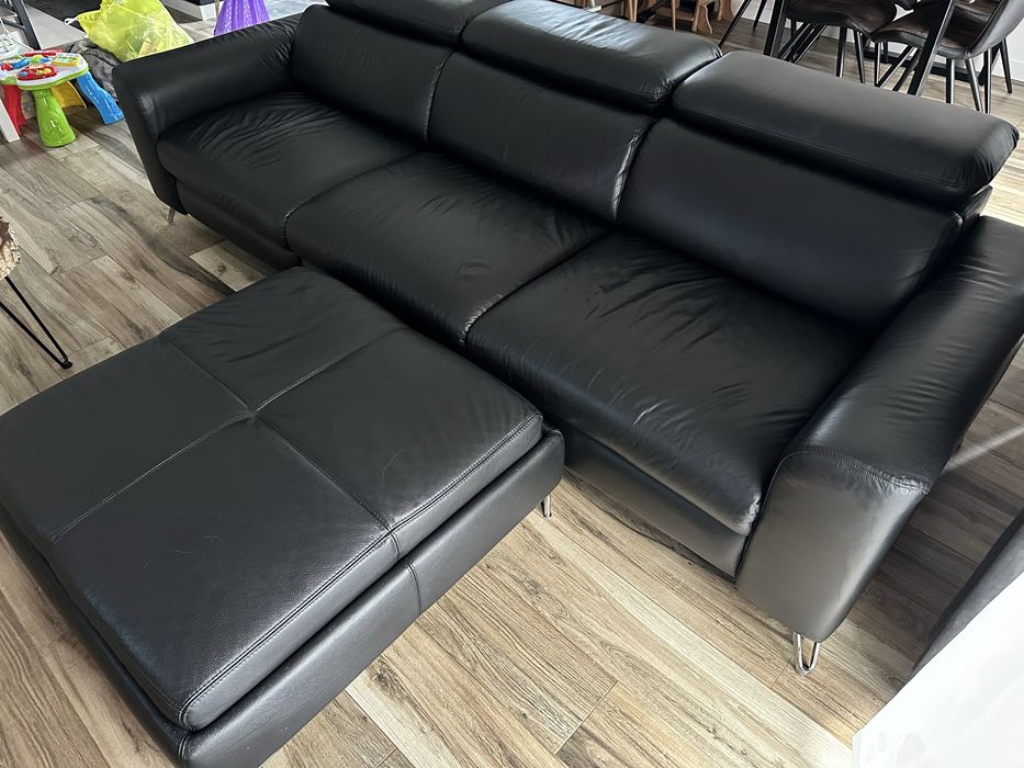 Sofa skórzana Agata Meble  + pufa