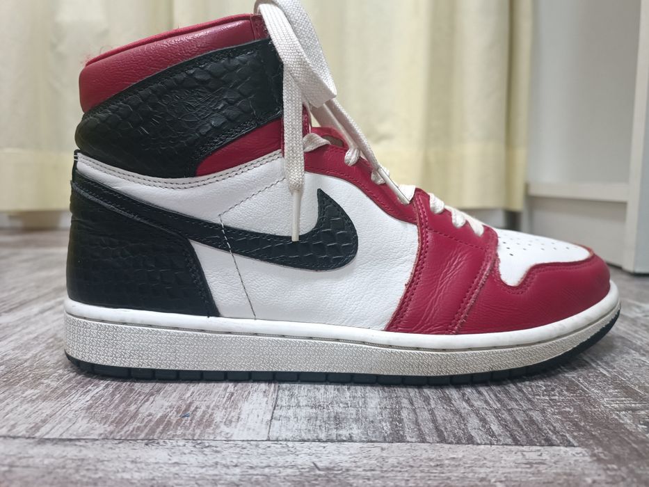 Nike Air Jordan 1 High Satin Snake Red