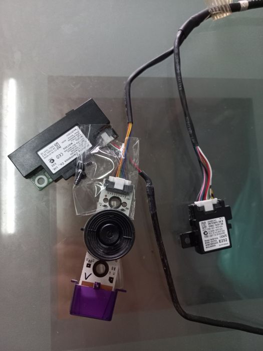 Peças de TV Samsung de 42 ate 55   parafusos