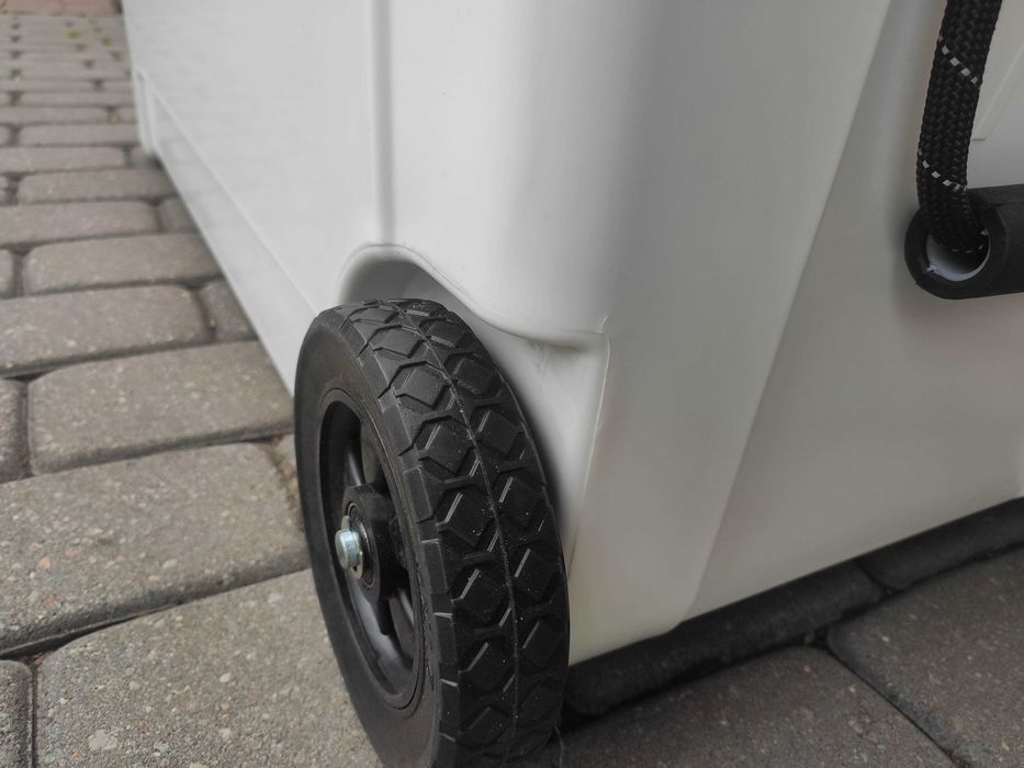 Chłodziarka na kółkach100L 1000 x 470 x 520mm MAKALA Freeze Camping