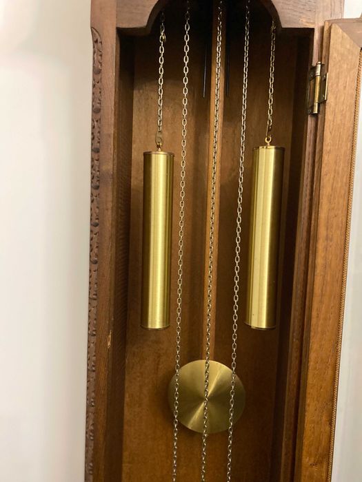 Relógio de pêndulo - uma peça única para a sua decoração