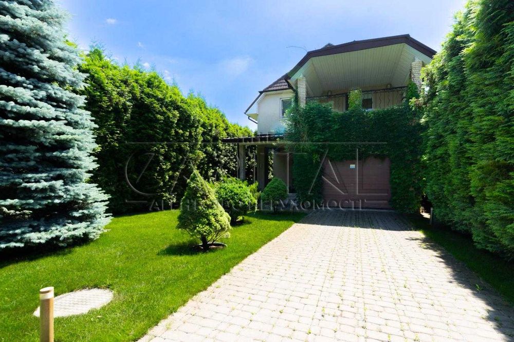 Продаж сучасного будинку 280 м² з підвалом 80 м² на ділянці 12 соток у Вишеньках