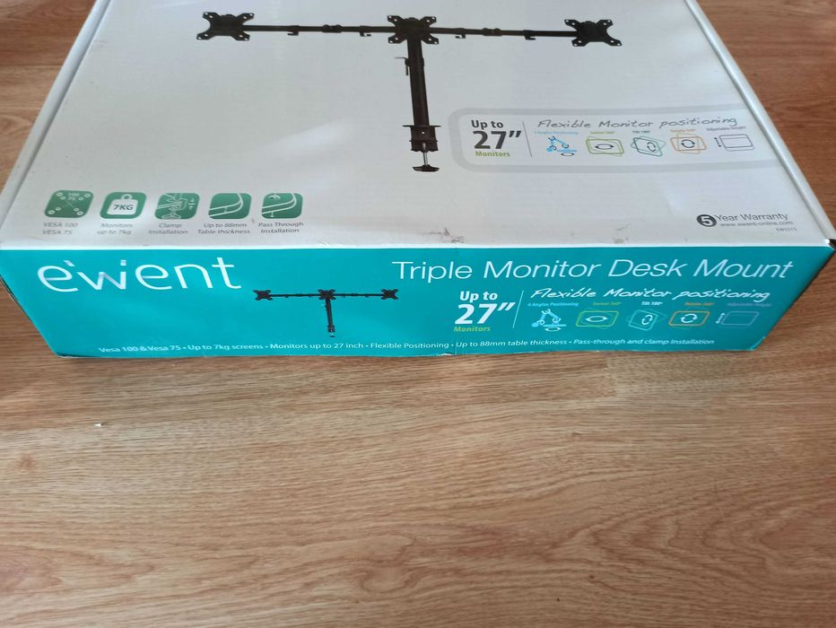 Ewent EW1513 Desktop Monitor Stand for 3 Monitors, 13–27"64283905719810121