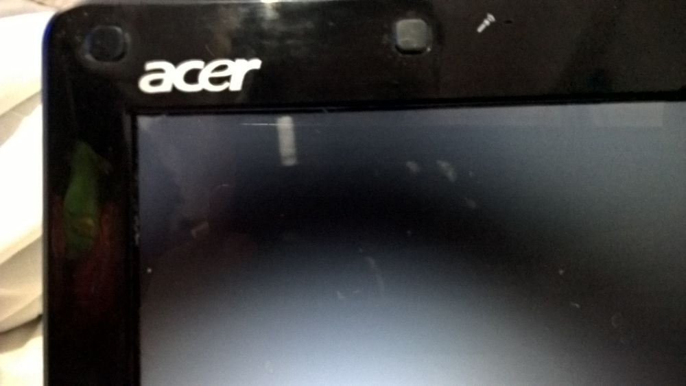 Portátil Acer com carregador