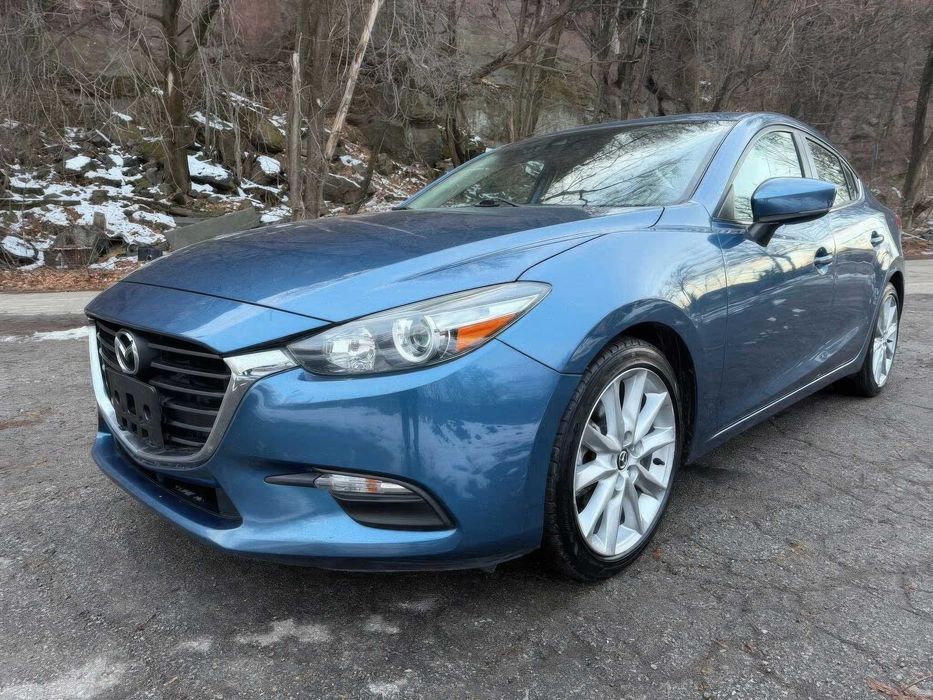 Mazda 3 i Grand Touring      2016