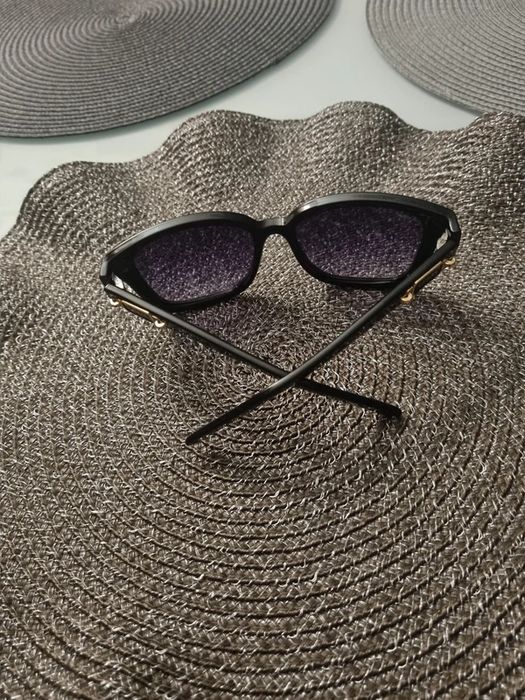 Damskie okulary przeciwsłoneczne Guess