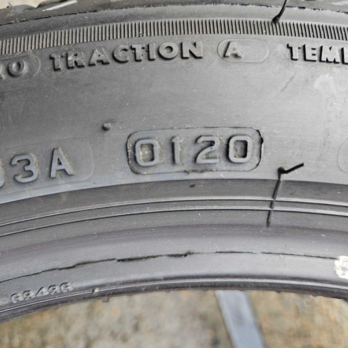 Шини 225/45 R17 Bridgestone (Бріджестони) 80$/2шт. літня резина
