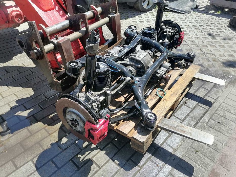 Audi Q7 4M0 Zawieszenie Tył wózek Wahacze Oś Skrętna
