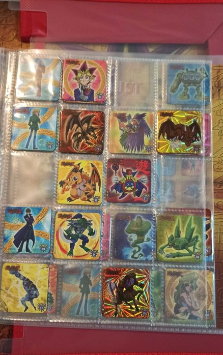 Caderneta e 58 Staks Yo-Gi-Oh