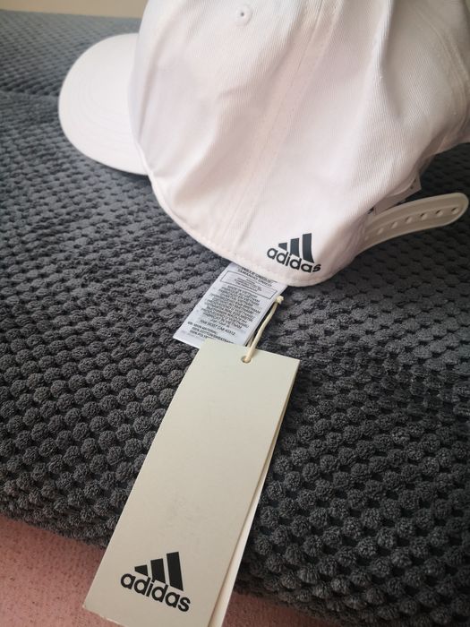 Czapka Adidas. . .