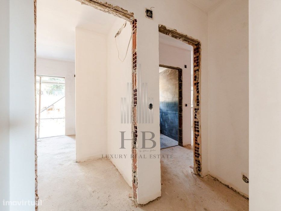 Apartamento T2 com terraço - Loures