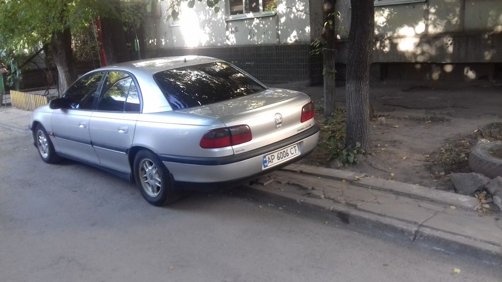 Опель омега 98 г.в