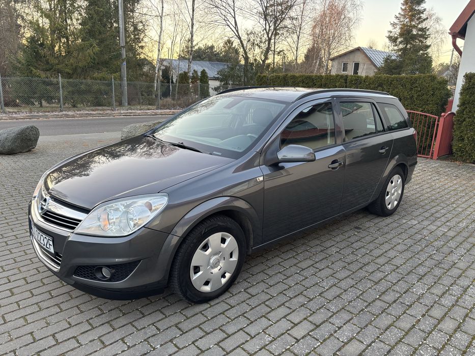 Opel Astra H Lift 1.6 B+LPG 2009r Klima Hak Super stan