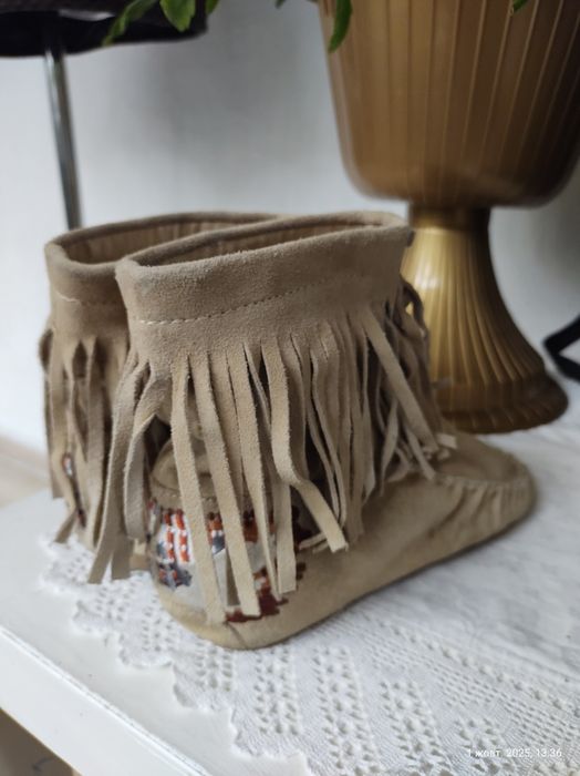 Індійські черевики в стилі бохо