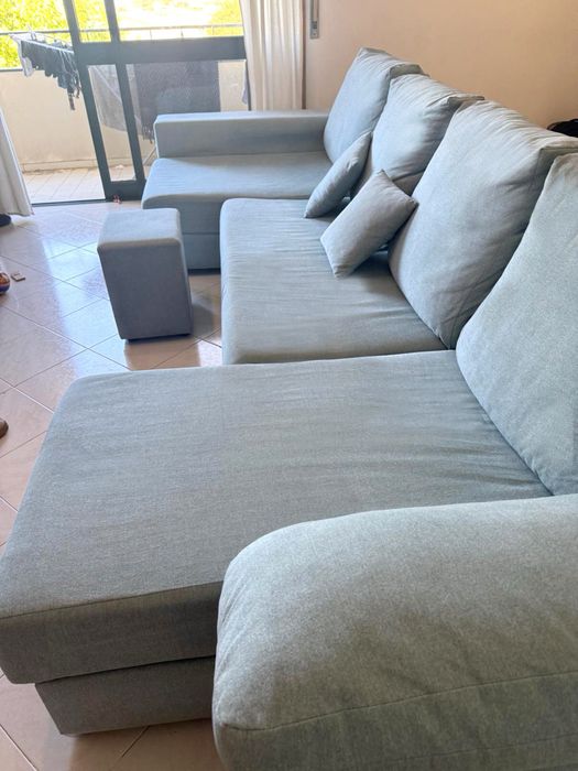 Sofa azul bebe com duas chaises