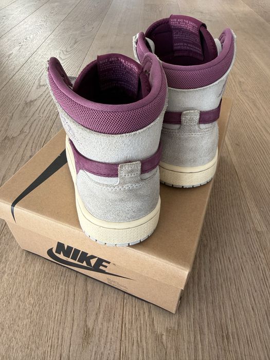 Nike Jordan dziewczęce zamsz szaro-fioletowe r.35