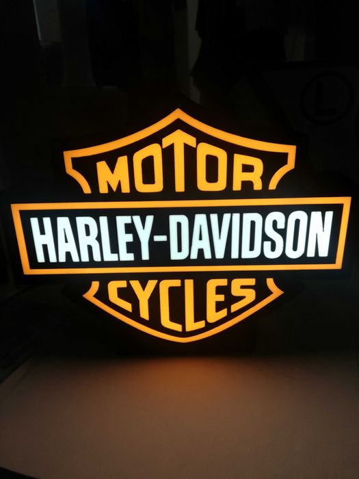 Logo Harley-Davidson. Lampka led na biurko.